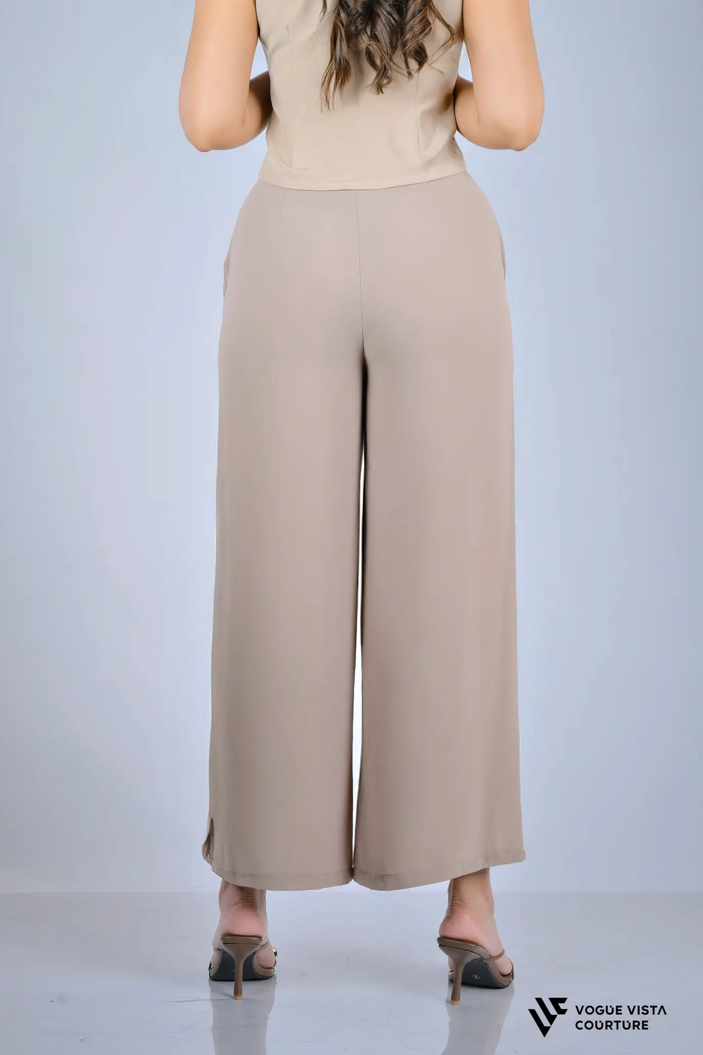 Panel Detail Wide-Leg Pants (Beige)